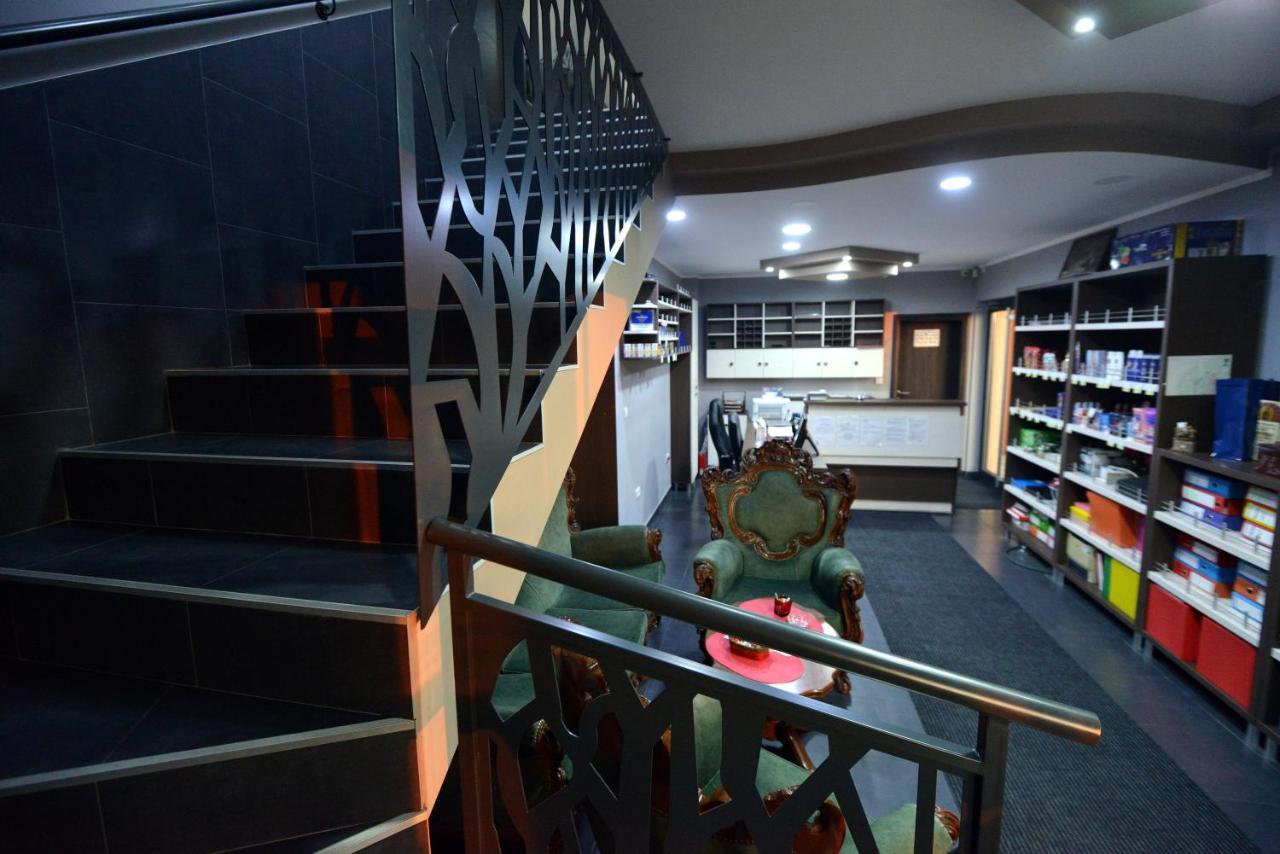 Garni Hotel Kaca 克拉古耶瓦茨 外观 照片