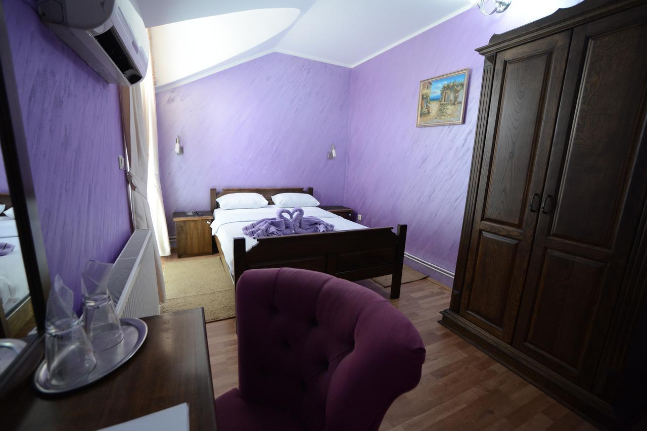 Garni Hotel Kaca 克拉古耶瓦茨 外观 照片